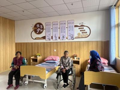 青島市200處社區(qū)(村)養(yǎng)老服務(wù)站集中開(kāi)業(yè)，養(yǎng)老服務(wù)網(wǎng)絡(luò)再升級(jí)