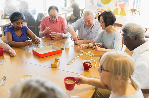 藍?？低?構建一站式智慧養老服務體系，引領養老服務新未來